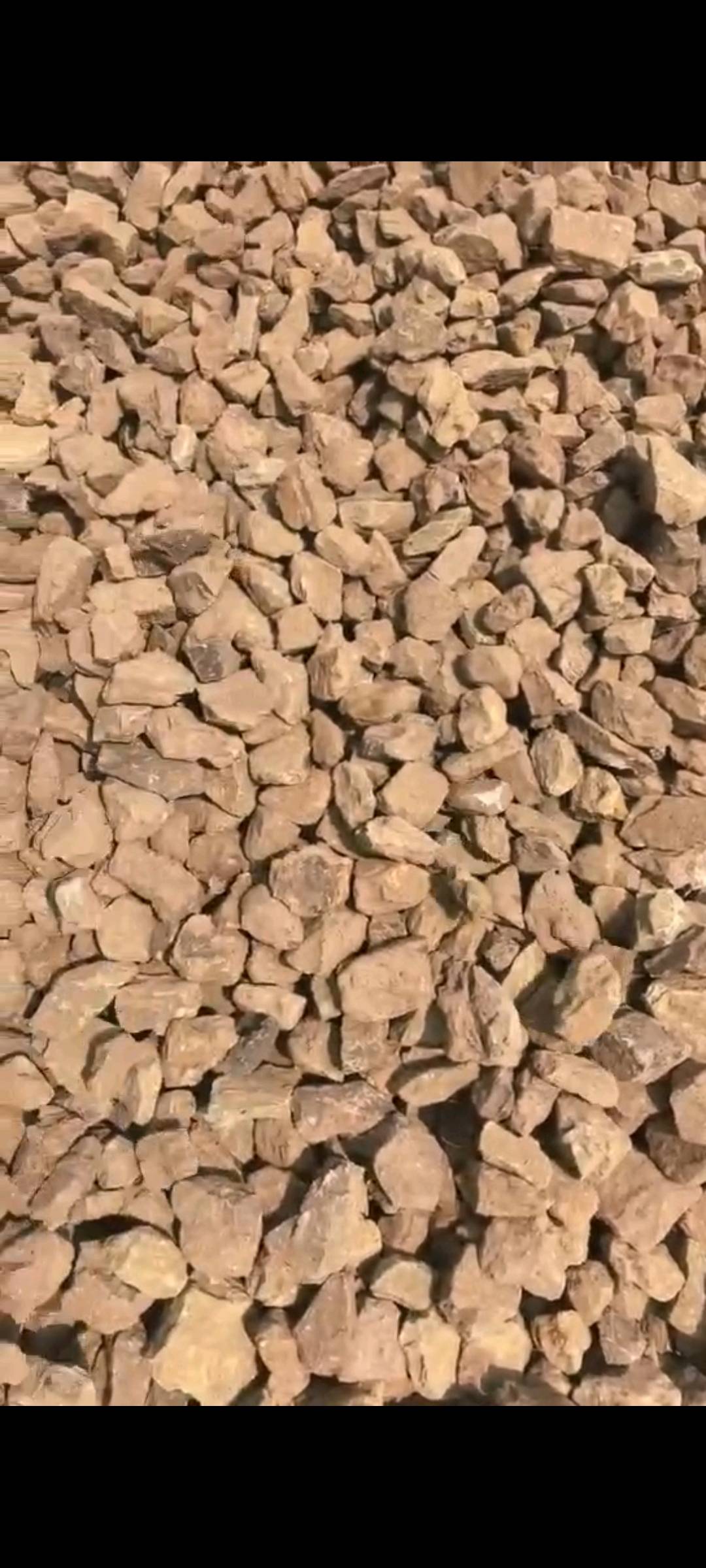 湖口2-5-8垫层料、路基料